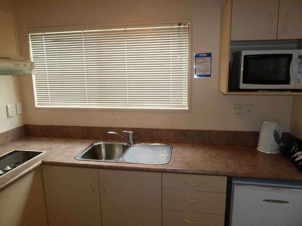 Tudor Lodge Motel Nelson Habitación foto